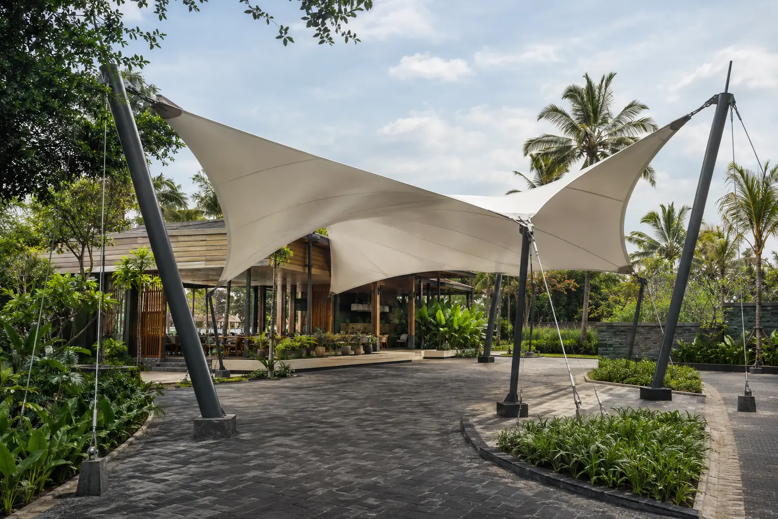 Inspirasi kanopi membrane premium untuk area komersial