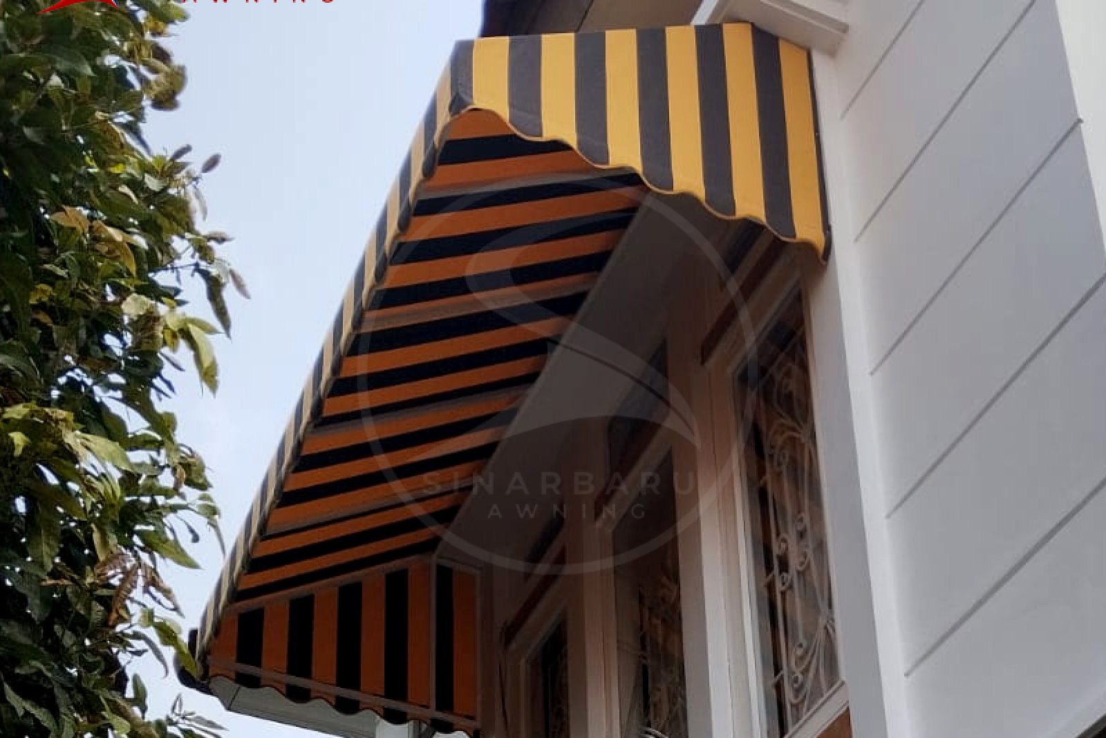 Inspirasi desain kanopi kain premium warna coklat strip kuning